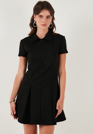 REGULAR FIT - Cocktailjurk - black