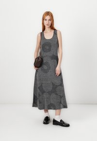 Thumbnail Image 3