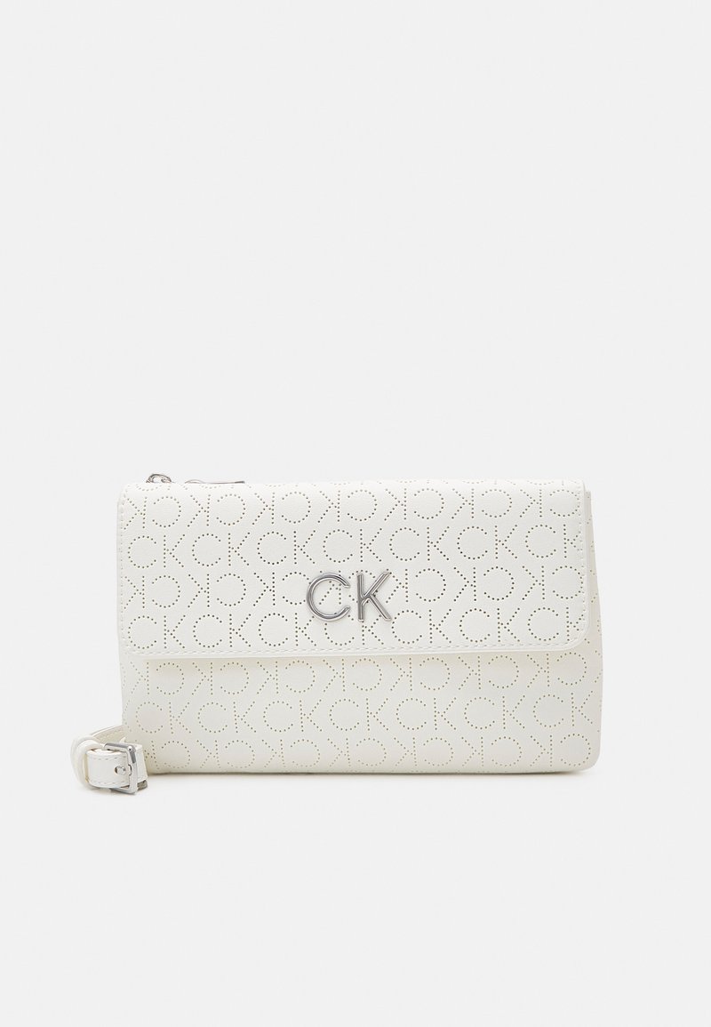 Calvin Klein LOCK CROSSBODY Across body bag white Zalando