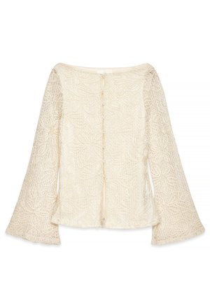 Kermainen pitsipusero, jossa on kellohihat, monimutkaiset kukkakuvioinnit ja nappikiinnitys takana. Kevyt, teksturoitu kangasmateriaali.