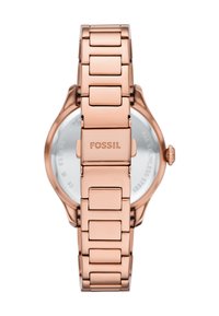 Montre en acier inoxydable rose gold avec un bracelet à maillons. Elle possède un boîtier rond et une finition lisse et polie. Le logo "Fossil" est visible sur le bracelet.