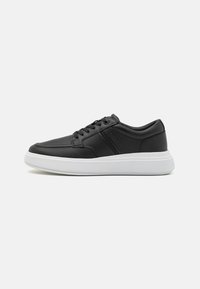 Calvin Klein - LACE UP TAILOR - Sneakers basse - black Immagine in miniatura 1