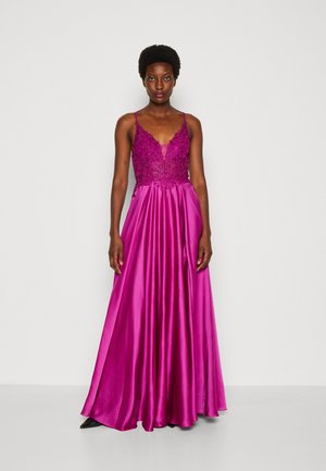 Occasion wear - magenta