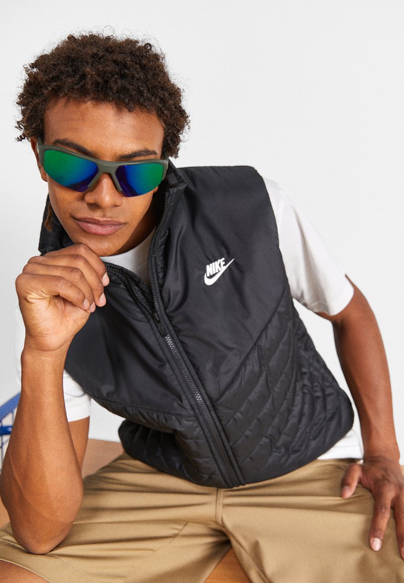 Nike Sportswear M NK WR MIDWEIGHT VEST Weste black/sail/schwarz Zalando.at