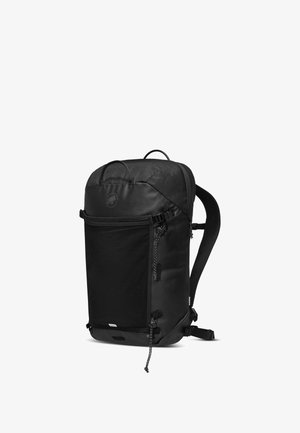 Zaino nero con un esterno liscio e resistente, dotato di una maniglia superiore, spallacci regolabili e una tasca esterna con zip.