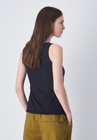 Champion MINIMALIST RESORT - Top - black