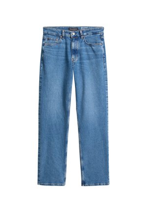 Blauwe rechte jeans met steekzakken, riemlussen, knoopsluiting en een zichtbaar merklabel aan de binnenkant van de tailleband.