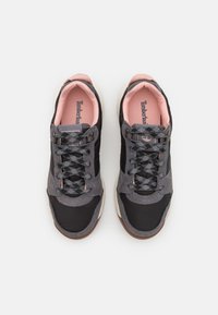 Timberland RETRO SWIFT - Tenisky - black