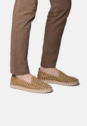 DARWIN - Slip-ins - terra