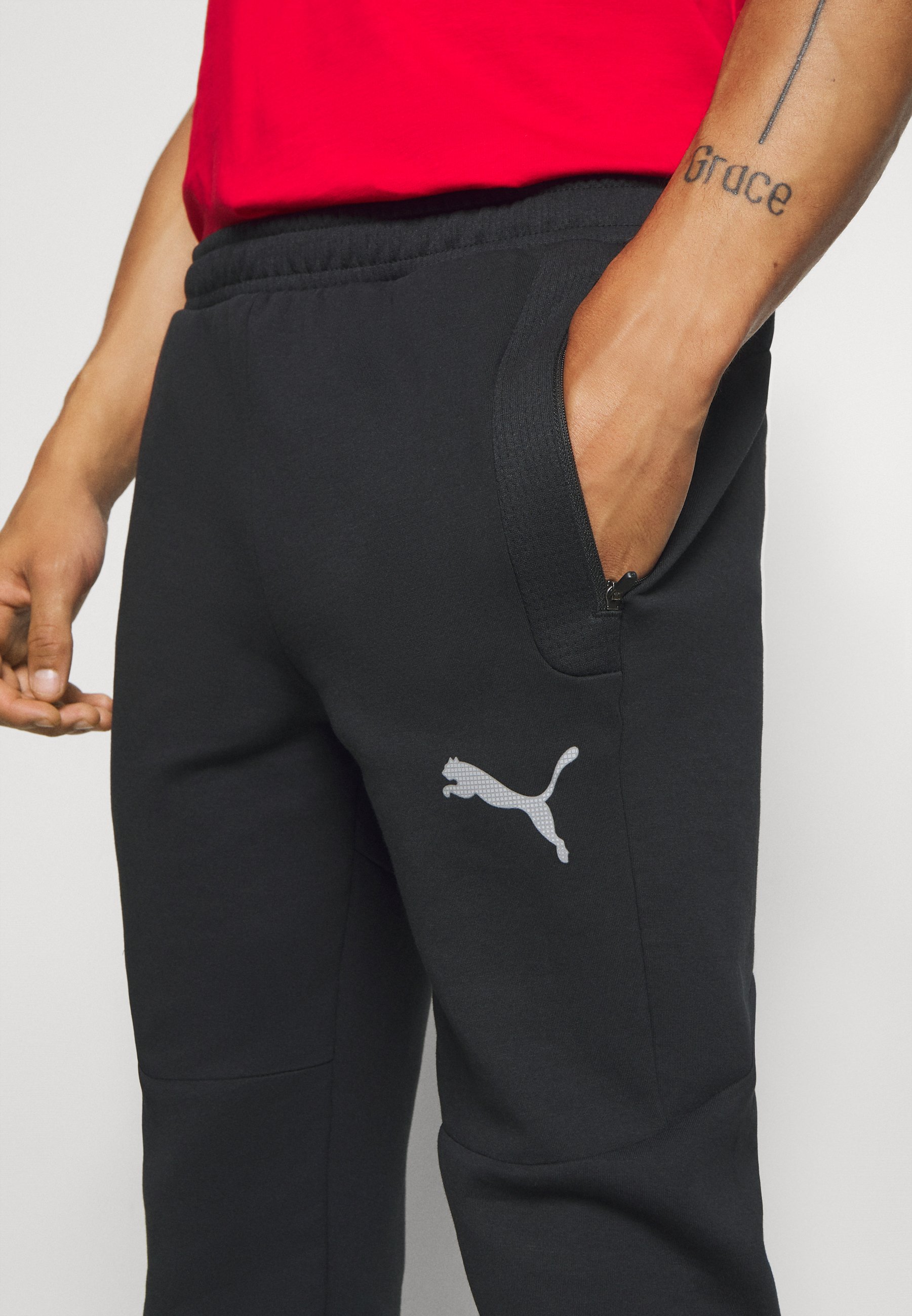 puma evostripe warm pants