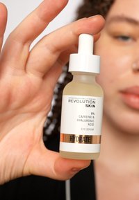 SKIN by Revolution REVOLUTION SKINCARE 5% CAFFEINE SOLUTION + HYALURONIC ACID TARGETED UNDER EYE SERUM - Eye care