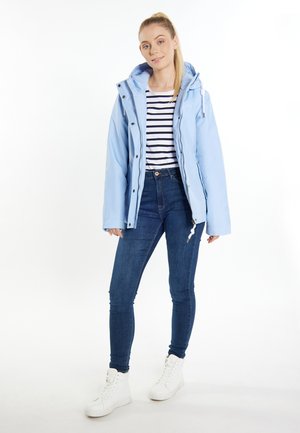 Mo, - Parka