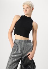 YAS YASKAMO PANT - Hlače - black/silver