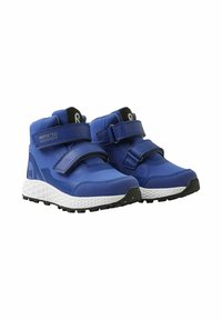 Niebieskie wodoodporne buty z rzepami, teksturowaną gumową podeszwą i amortyzującą śródpodeszwą dla wygody. Posiadają logo na języku.