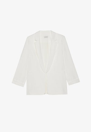 Blazer blanc avec un revers à châle, des manches longues, deux poches avant et une fermeture à un bouton, avec une texture de tissu lisse.