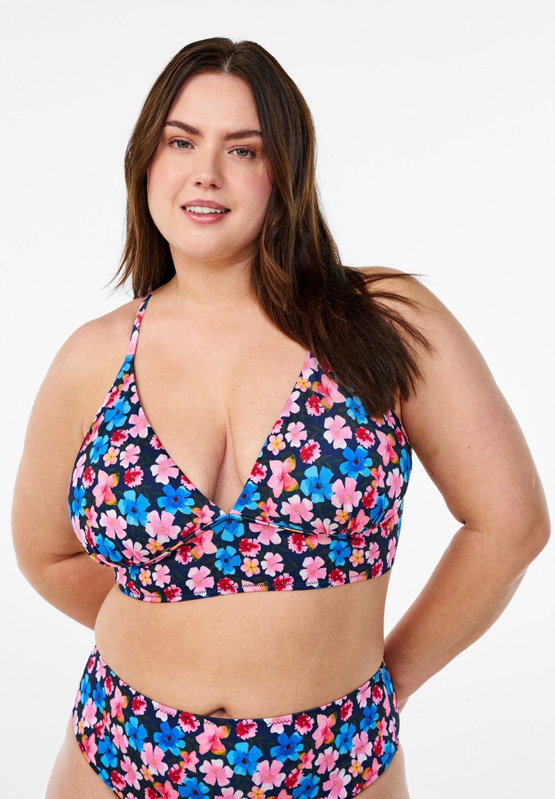 Bloemenbikini set met een marineblauwe achtergrond, voorzien van roze en blauwe bloemenpatronen. Driehoekige top en high-waisted onderkant ontwerp.