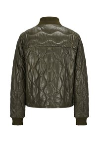 Olivgrüne gesteppte Lederjacke mit geripptem Kragen und Bündchen, von hinten auf einem schlichten weißen Hintergrund präsentiert.