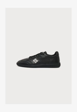 Dsquared2, Baskets basses - black