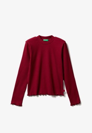 Bordeauxfarbene, gerippte Langarmbluse mit rundem Ausschnitt und ausgefranstem Saum. Aus weichem Stoff gefertigt, mit einem Etikett auf der linken Seite.