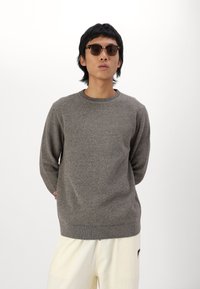 Jacker BEACH PANT SIGNATURE UNISEX - Bukse - white