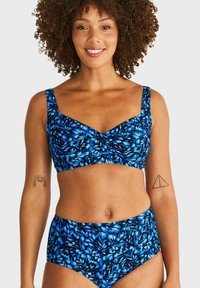 Blå blommig bikini-set som har en bralette med breda band och en högmidjad botten, tillverkad av elastisk tyg med en mjuk textur.