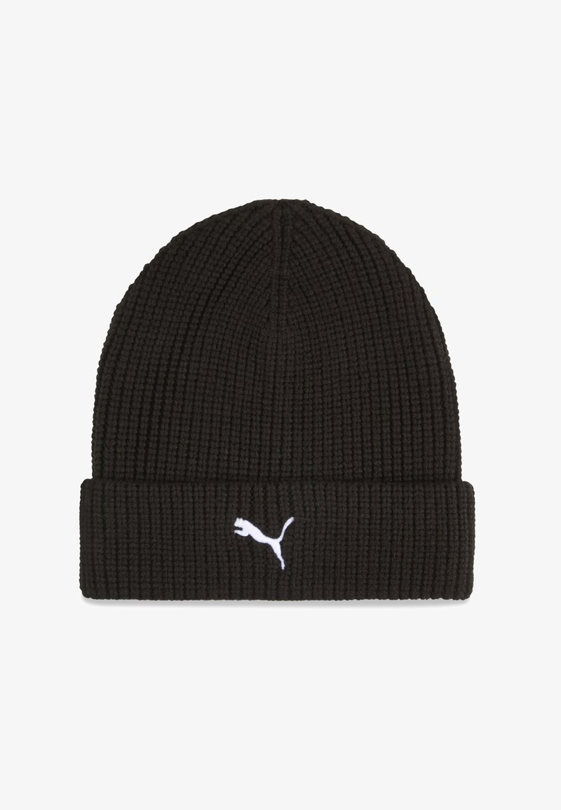 Czarna dzianinowa czapka beanie z prążkowanym wzorem i zagiętym mankietem. Z przodu znajduje się białe logo Pumy.
