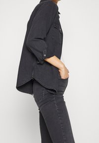 Topshop Vaqueros pitillo - black denim