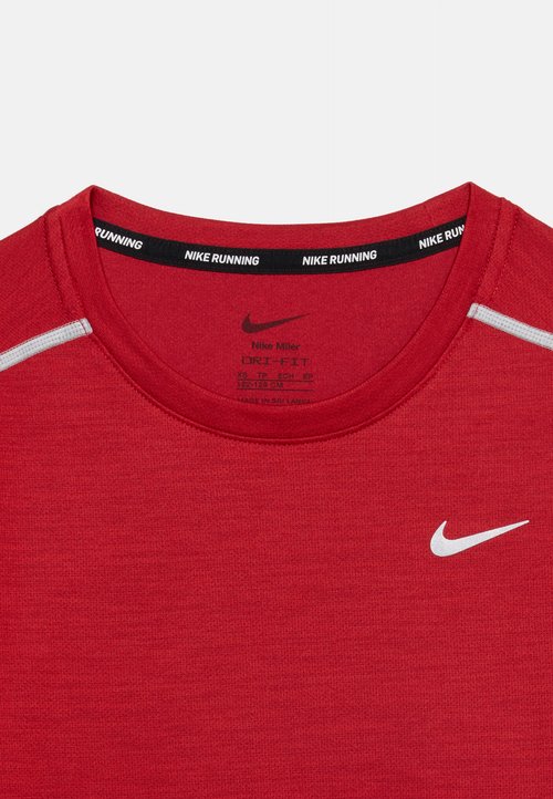 Nike MILER UNISEX - Sports T-shirt - tough red/reflective silver-coloured — photo 3