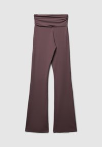 Ausgestellte Leggings in einem tiefen Mauve-Ton, mit einem gerafften Taillenbund, aus einem glatten, dehnbaren Material für Komfort und Passform.