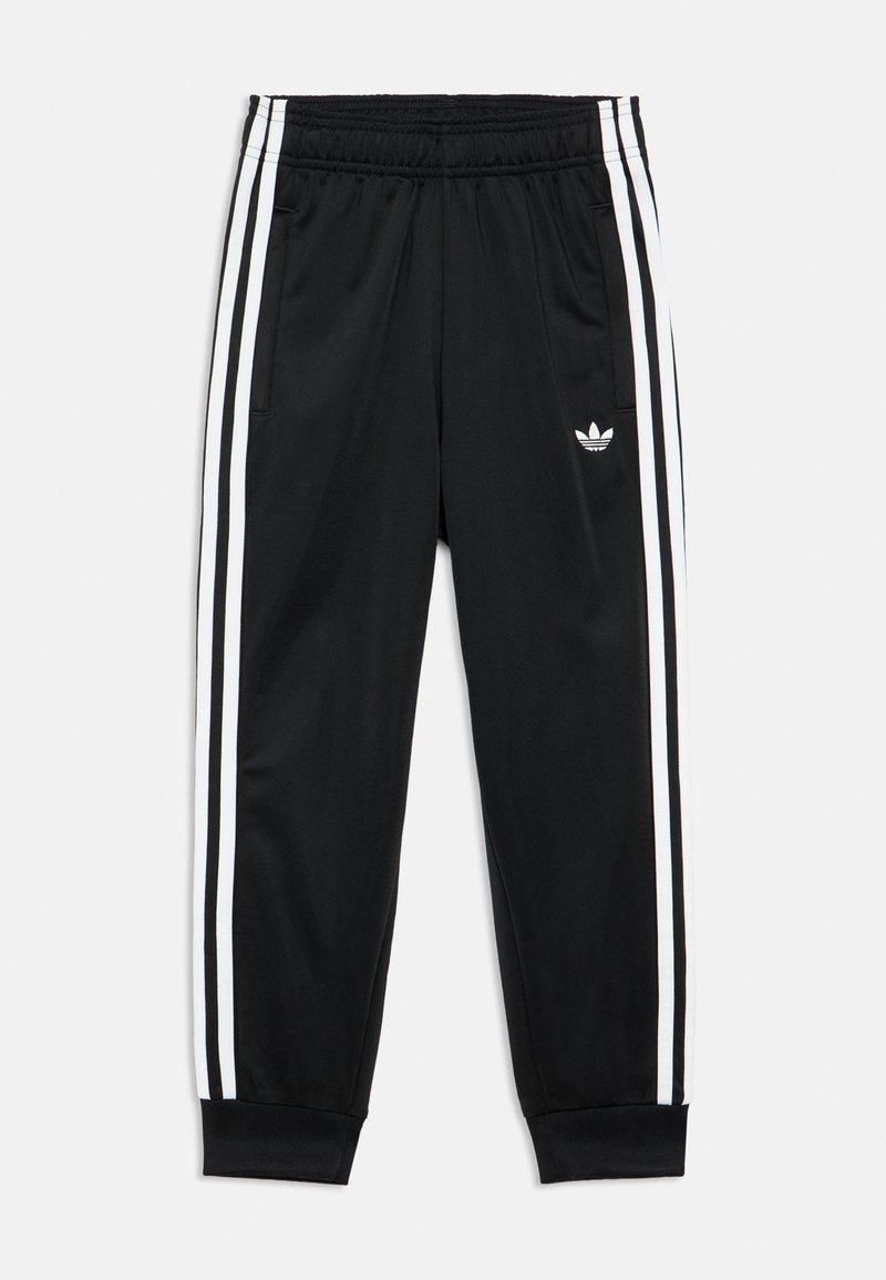 Μαύρο αθλητικό παντελόνι από απαλό ύφασμα, με λευκές λωρίδες στα πλάγια, ελαστική μέση και μπατζάκια, με μικρό λευκό λογότυπο στο αριστερό μηρό.