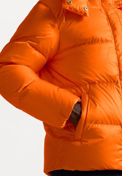Polo Ralph Lauren WATER REPELLENT QUILTED DOWN JACKET - Jachetă cu puf - orange