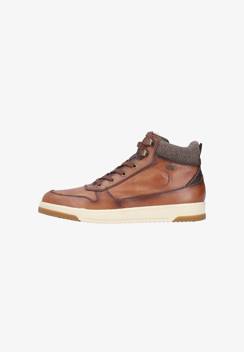 Bruine leren hoge sneakers met een gestructureerde grijze stoffen kraag, vetersluiting en een witte rubberen zool. Subtiele branding aan de zijkant.