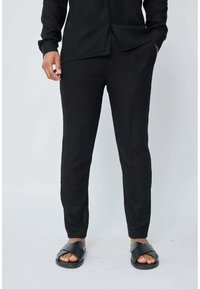 Non sélectionné, noir