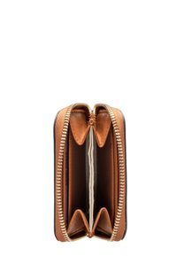 Cartera de cuero marrón con una cremallera dorada, que cuenta con dos compartimentos y un exterior texturizado. El interior incluye un forro de tela en contraste.