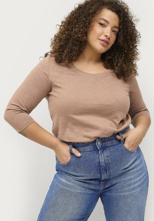 Long sleeved top - braun