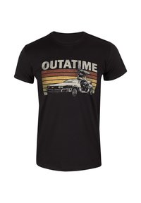 Sort bomulds T-shirt med et grafisk design af en DeLorean bil og ordet "OUTATIME" i slidte hvide og retro gradientstriber.