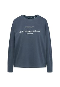 Langärmliger, marineblauer Sweatshirt aus weichem Stoff. Mit weißem Drucktext: "SENSES. THE LABEL LOVE OVER EVERYTHING .FOREVER."