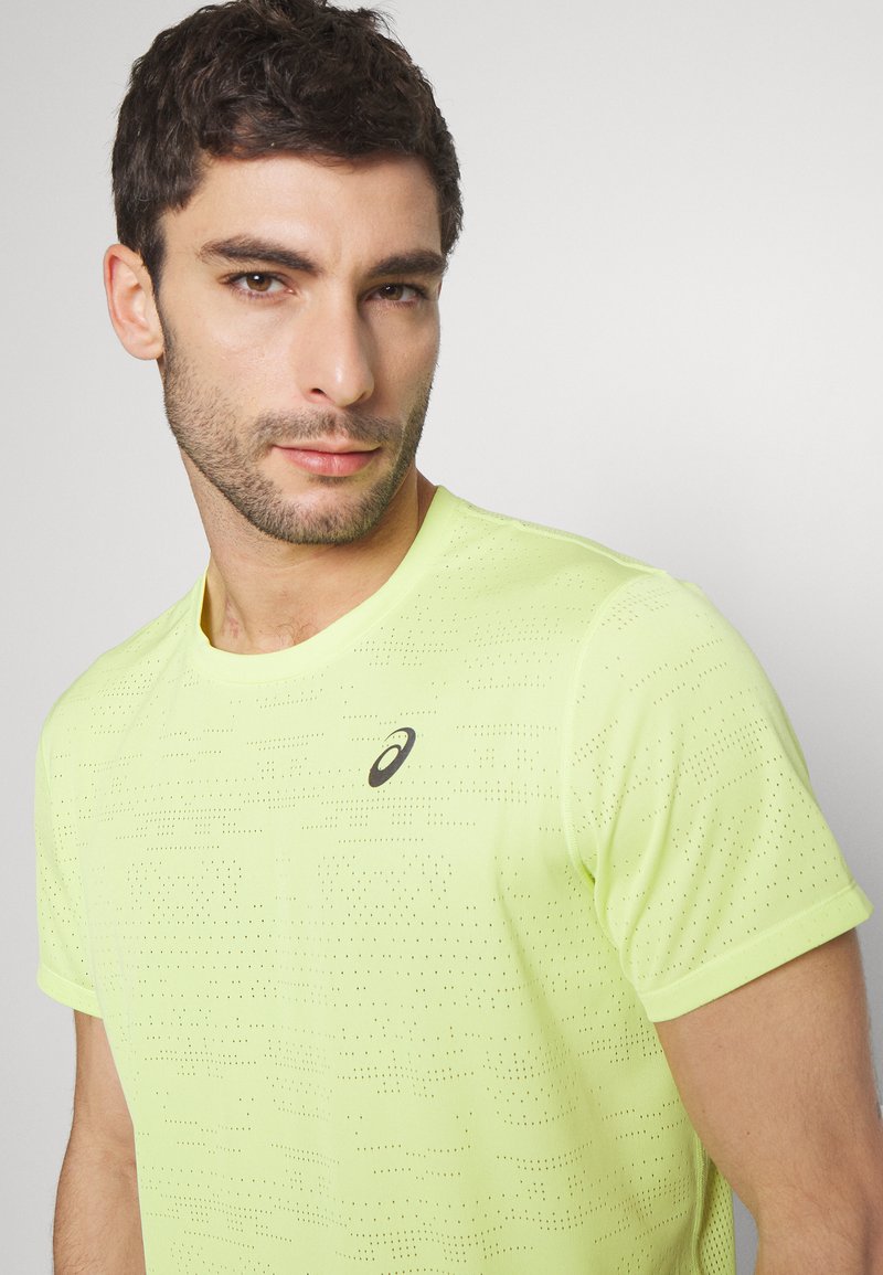 asics yellow t shirt