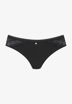 Schwarze Bikini-Höschen mit einem Spitzenbund, der ein geometrisches Muster aufweist, gewellten Rändern und einem kleinen silbernen Akzent in der Mitte vorne.