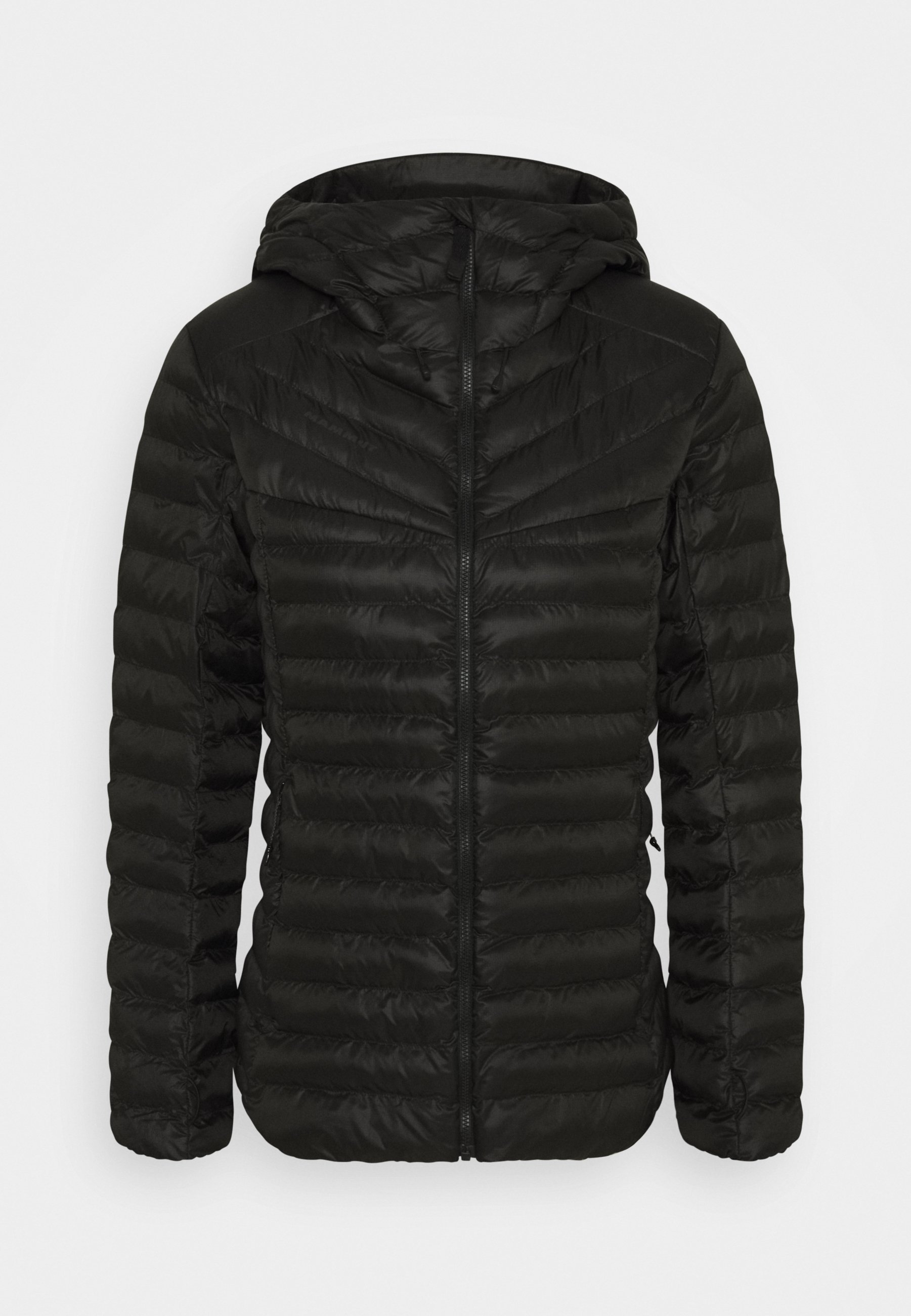 albula in hooded jacket