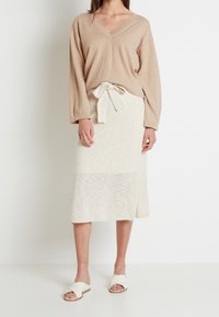 Lounge Nine Stickad tröja - light brown