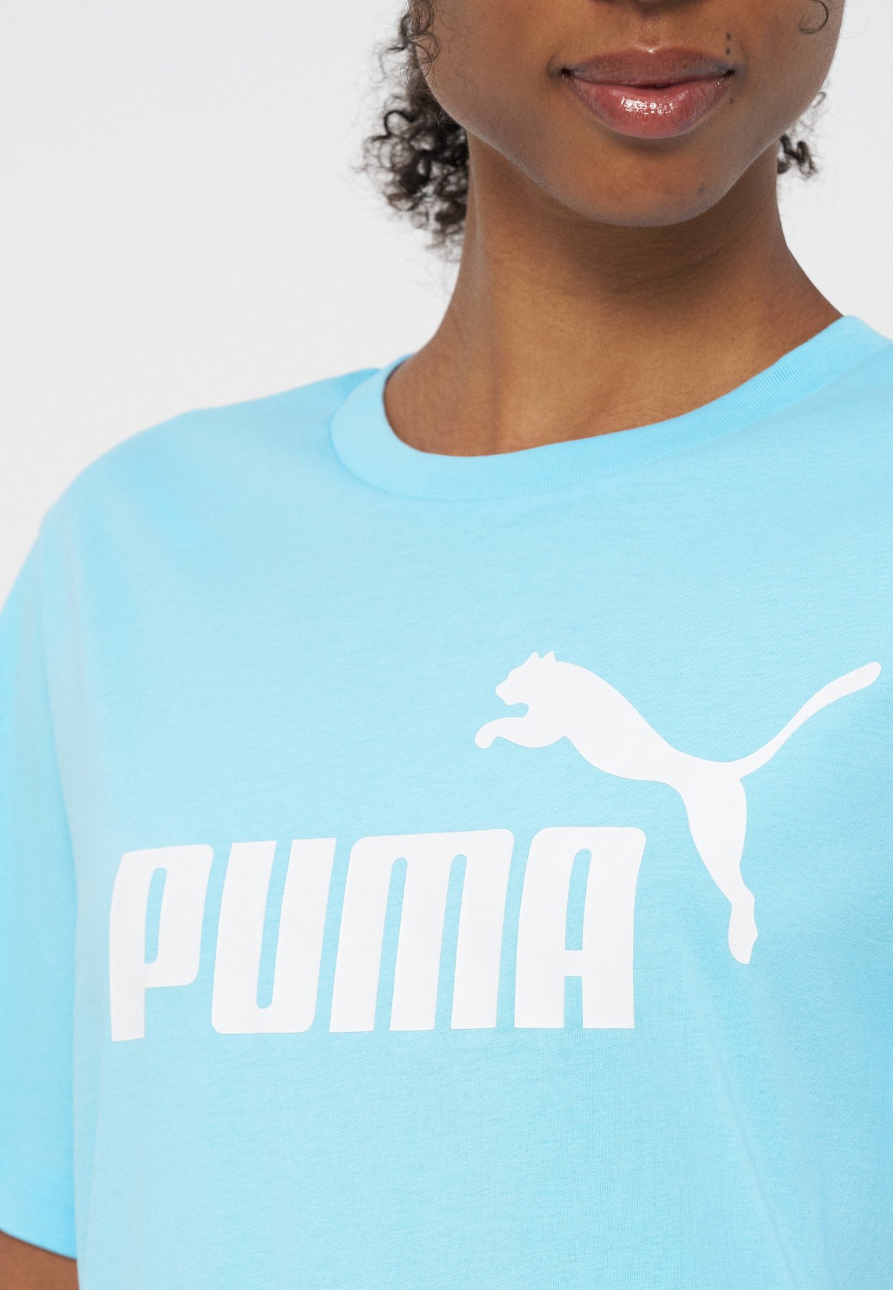 NO. 1 LOGO TEE