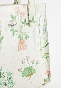 Cath Kidston SMALL - REGULAR FIT - Handtasche - ecru
