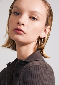 PRIYA HOOP EARRINGS - Øreringe - gold-coloured