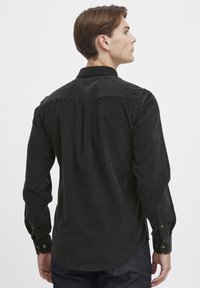 Casual Friday ÜBERGANGS ANTON - Shirt - anthracite black