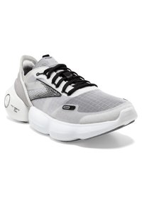 Scarpa da corsa da uomo in tessuto a rete grigio e bianco. Caratterizzata da lacci neri, suola ammortizzata e un logo discreto sul lato.