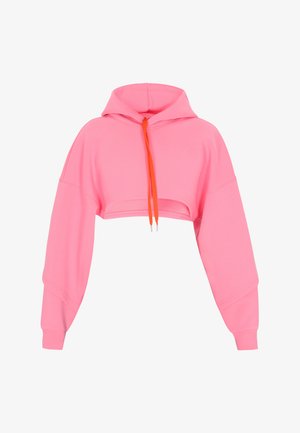 Rózsaszín, rövidített kapucnis pulóver, puha anyagból, nagy kapucnival és narancssárga húzózsinórokkal. Hosszú, oversized ujjak ribbelt mandzsettával.