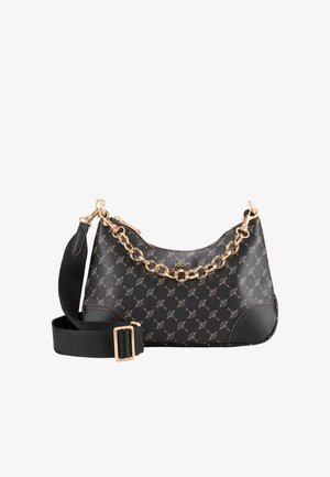 Sort mønstret håndtaske med guldfarvet kæde og justerbar rem. Lavet af tekstureret materiale med rund form og logodetalje.