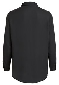 Chemise noire à manches longues avec un col à revers, une texture lisse et des poignets à boutons ; présente une coupe droite et un empiècement au dos.