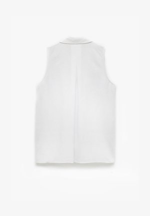 Camicia bianca senza maniche con colletto, dettaglio con spacco sul retro e una texture liscia. Design semplice e minimalista senza ulteriori decorazioni.